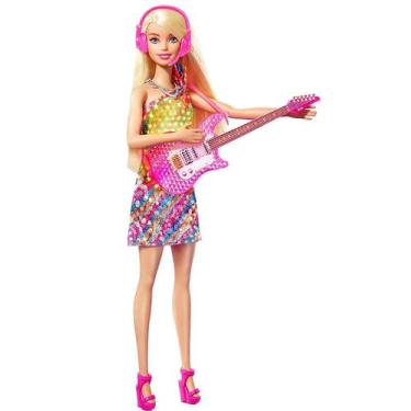 Boneca Barbie Extra Roupa Flores c/ Pet 3+ HDJ45 Mattel - Boneca Barbie -  Magazine Luiza