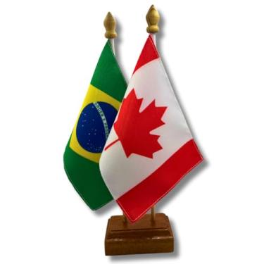 Imagem de Bandeira de Mesa Elegance Brasil e Canadá, Dupla Face em Oxford, Base Madeira, 19x13cm, 30cm Altura, Decorativa para Escritório e Eventos
