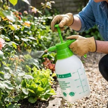 Imagem de Pulverizador Pressão 2 Litros Manual Leve Profissional Jardim Hortas R