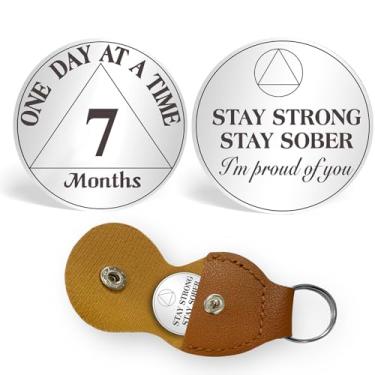 Imagem de Moeda de sobriedade de 7 meses, chip de sobriedade One Day at A Time com chaveiro de couro PU, símbolo anônimo de alcoólicos de sete meses, presentes de sobriedade para homens e mulheres