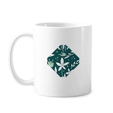 Imagem de Caneca de cerâmica com flores verdes e brancas para pintura em cerâmica para café e porcelana