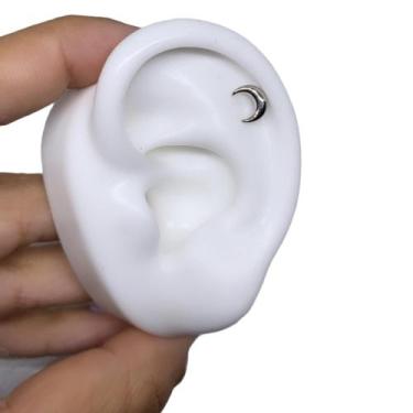 Imagem de Piercing Lua Titânio Lisa Trágus Hélix Cartilagem - RaraSteel Piercing