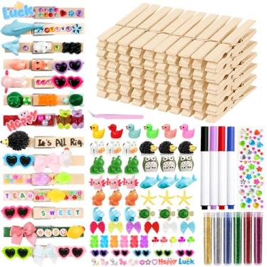 Imagem de Conjunto de 80 alfinetes de torcida, 80 alfinetes de roupas de madeira para mochilas, 150 mini animais de resina, patos, mini laços e adesivos, caneta, prendedores de roupa, decorações acessórios de