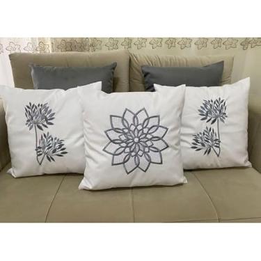 Imagem de Kit 5 Capas de Almofadas Decorativas 45x45cm em Tecido Suede com Bordado e Zíper Invisível – Sofá, Cama e Poltrona(Cinza estrela)