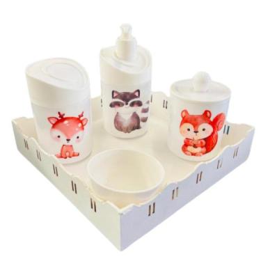 Imagem de Kit Higiene Bebê Floresta Encantada c/bandeja MDF - Menino e Menina - 