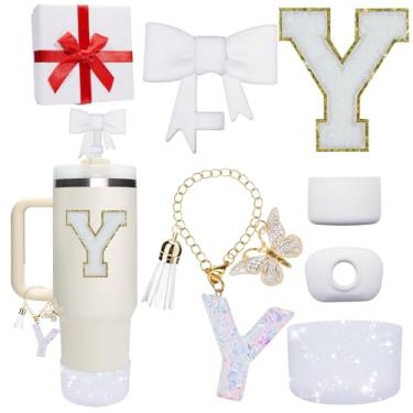 Imagem de Miglaja Acessórios rosa para Stanley Cup 850.5 g 1,134.0 g, todos os acessórios caixa de presente contêm topo de palha de flor, bota de silicone, adesivos de letras e pingentes, conjunto de tampa de