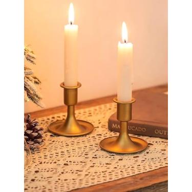 Imagem de Conjunto de 2 castiçais cônicos dourados, castiçais cônicos para mesa central, suporte de vela a granel para recepção de casamento, decoração festiva de cornija de Natal