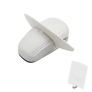 Imagem de Suporte compacto branco para documentos com prendedor - Marca Própria