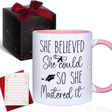 Imagem de Kadiak Caneca She Believed She Could So She Mastered It - Caneca e cartão de café de cerâmica de 325 ml, presentes de formatura universitária para mulheres, amigas e meninas, presente de formatura de
