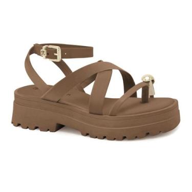 Imagem de Sandália Feminina Ramarim Salto Tratorado Detalhe Dourado, Plus, Cacau