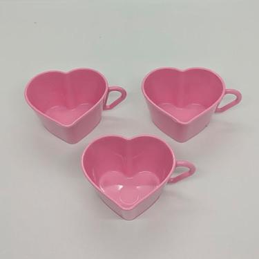 Imagem de Conjunto de Xícaras 10 Un Plástico Acrílico Coração 100ml - VENDEU BEM