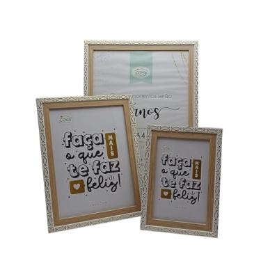 Imagem de Conjunto de 3 Porta-Retratos Premium, 10x15cm, 15x20cm e 21x29,7cm, Moldura Bege com Acabamento Dourado Design Elegante e Moderno para sua Sala ou Escritório