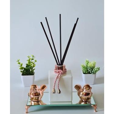 Imagem de Kit Sala, Difusor, Aromatizador De Ambiente, bandeja com pezinho(Cubo Branco/Rosê)