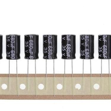 Imagem de 50PCS 35V 680UF Capacitor eletrolítico de alumínio plug-in 10x17 10 * 17mm 35 Volt 680 UF