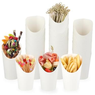 Imagem de Teemumu Copos de charcutaria branca de 340 g com palitos, 100 peças de copos de charcutaria individuais, 200 palhetas de coquetel, copos de charcutaria de papel, copos de lanche, copos de batatas