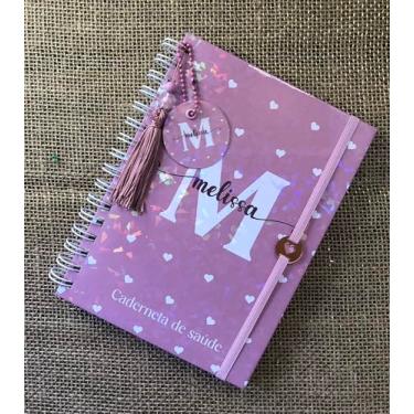 Imagem de Caderneta de Saúde Infantil Personalizada, Tema Clean Corações, Capa Holográfica, A5, com Chaveiro e Pingente