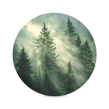 Imagem de STAYTOP Jogo americano com cenário de montanha enevoada e enevoada, 6 peças, tapetes de mesa antiderrapantes fáceis de limpar para decoração de mesa de festa e churrasco