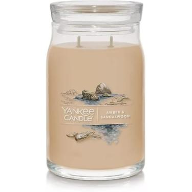 Imagem de Vela de pote grande: âmbar e sândalo por Yankee Candle