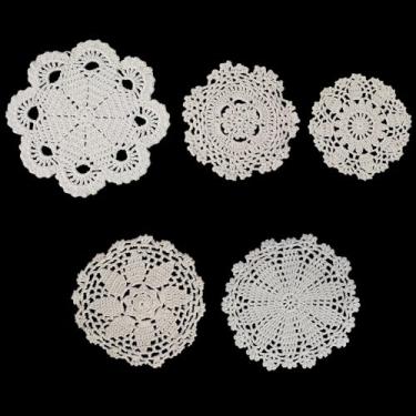 Imagem de Doilies de crochê para mesas, 5 peças de toalha de renda redonda feita à mão em tecido vintage de renda para decoração de mesa rústica para cozinha, sala de jantar, cômodos, casamentos, festas de