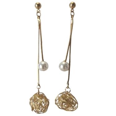 Imagem de Brinco Folheado Zircônias Ninho Pérola Dourado