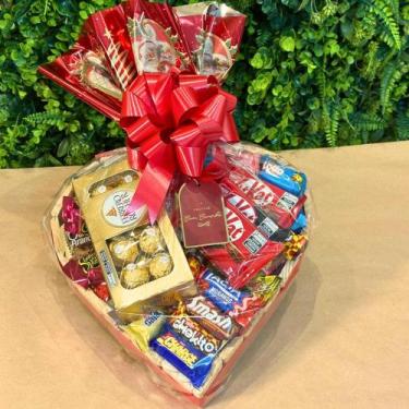 Imagem de Cesta De Chocolate Em Formato De Coração Com Lindo Laço - THE DRINK PR