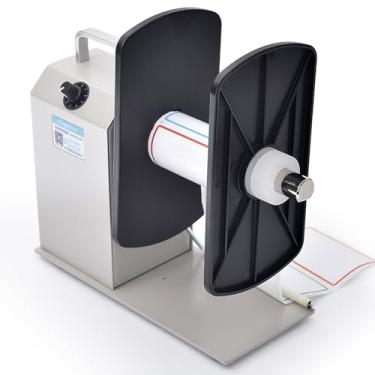 Imagem de Máquina rebobinadora automática de etiquetas com funcionalidade bidirecional, suporta tamanhos principais de 2,5 cm/3,8 cm/7,6 cm, acomoda etiquetas de até 12 cm de largura, possui operação