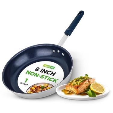 Imagem de Frigideira pequena de 20,32 cm – Frigideira pequena antiaderente com alça de silicone, revestimento de cerâmica, alça de silicone azul, resistente a manchas e fácil de limpar, utensílios de cozinha profissionais