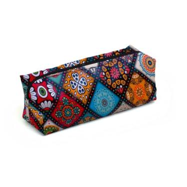 Imagem de Estojo Escolar KIT Mandala – Big, Retangular, Compartimento Unico, Cores Sortidas e Zíper Simples - Ideal para Canetas, Lapis e Material Escolar.