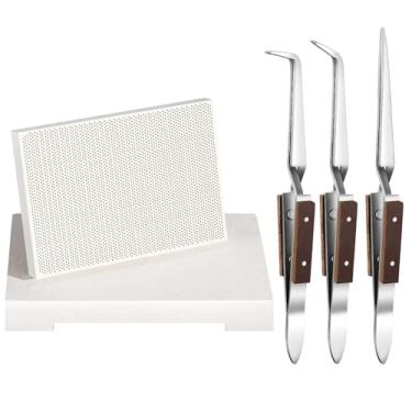 Imagem de Gisafai 2 peças de bloco de solda com 3 pinças de trava reversa, placas de cerâmica favo de mel com pinças de solda, placa de solda de joias com kit de tapete de pinça para ferramenta de fabricação de