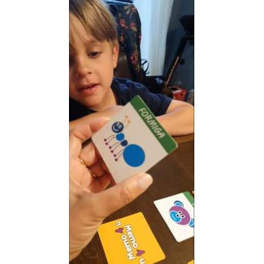 Imagem de Jogo Educativo Trilíngue e Inclusivo Memo4u - Inovador em Trios de Cartas.