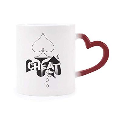 Imagem de Caneca sensível ao calor com estampa de utensílios de jogos de coração com cores vermelhas que mudam de cor vermelha