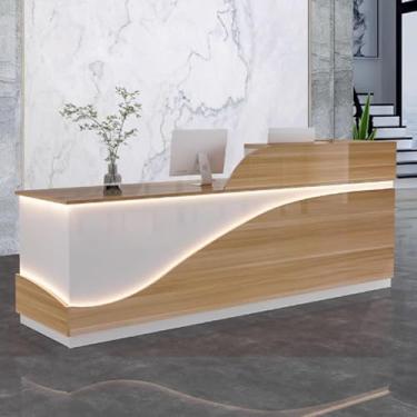 Imagem de Mesa de recepção moderna para escritório, balcão de recepção, recepção de recepção, mesa de balcão de escritório madeira projetada com tiras de luz para salões de beleza, natural + branco, 140 cm