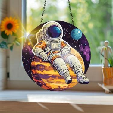 Imagem de Apanhador solar de acrílico colorido, apanhador de sol estilo vitral impresso de astronauta com reflexos de arco-íris, arte de parede para decoração de janela suspensa, ornamentos de Natal para uso