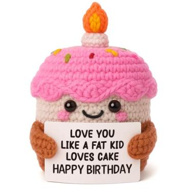 Imagem de YUEYUQIU Presentes de aniversário hilários para melhor amiga, garoto gordo adora bolo feito à mão, cupcakes de crochê, presentes engraçados de aniversário para ele, presente fofo para mulheres e