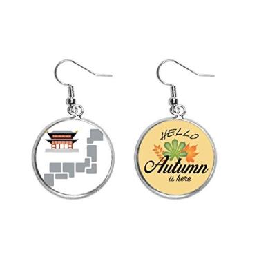 Imagem de Brincos de folha de outono tradicionais japoneses com orelhas de residência de tijolos