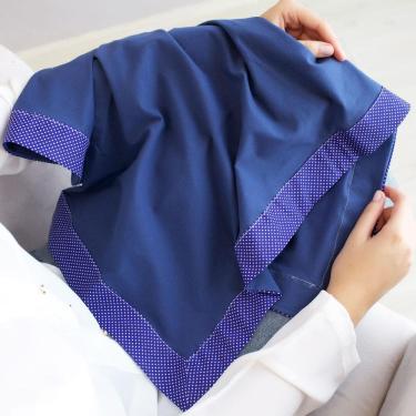 Imagem de Manta Cueiro Vira Manta Bebê Malha E Tricoline Poá Marinho