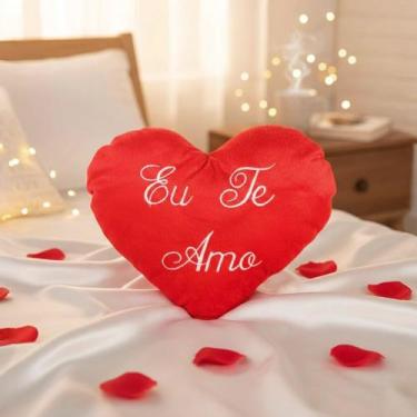 Imagem de Almofada de Pelúcia Coração 38 CM, Frase Bordada Eu Te Amo, Almofada s
