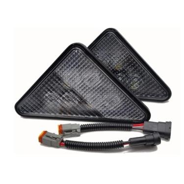 Imagem de CUCNEXT Conjunto de farol LED triângulo esquerdo e direito luz de trabalho de LED substitui 7259523, 7259524, 6718042, 6718043, luz LED compatível com Bobcat 773 751 753 763 12V 30W inundação