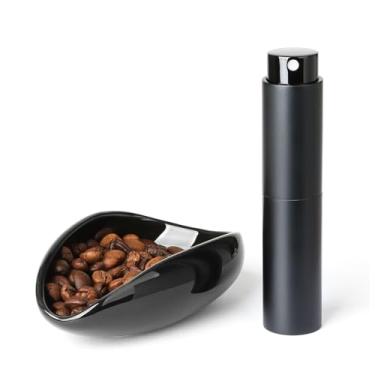 Imagem de Kit de café de precisão KitchenTour - Copo dosador de cerâmica e pulverizador antiestático de 8 ml - Conjunto de barista 2 em 1 para café expresso/bebida fria