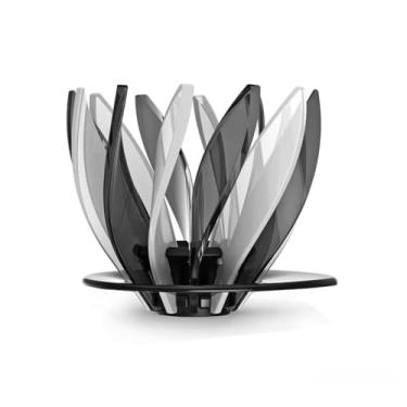 Imagem de HARIO V60 VDSU-02-B&W Dripper SUIREN 02 preto e branco, 1-4 xícaras, café, gotejamento manual 2024 edição limitada