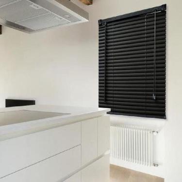 Imagem de Persiana Horizontal PVC Preta 120 (L) x 160 (A) Lâminas Resistentes Fl