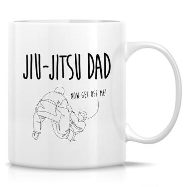 Imagem de Retreez Caneca engraçada de Jiu-Jitsu Dad - Get Off Me - 325 ml xícara de café ou chá de cerâmica - presente bem-humorado para entusiastas de Jiu-Jitsu e pais de artes marciais - presente de dia dos