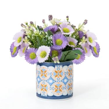 Imagem de SWAVOKA Flores falsas em vaso flores artificiais com vaso para decoração de casa, buquê de flores de seda em vaso, arranjo de flores artificiais com vaso de mesa de jantar, decoração de centro de mesa