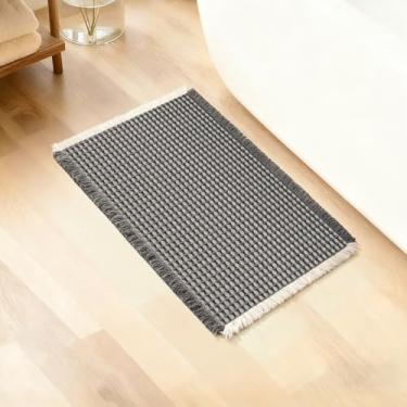 Imagem de ArtyCozy Tapete de banheiro waffle, super absorvente macio antiderrapante com suporte de cola quente de tecido plano para banheiro, tapetes de banho laváveis na máquina, 45,7 cm × 76,2 cm, cinza e