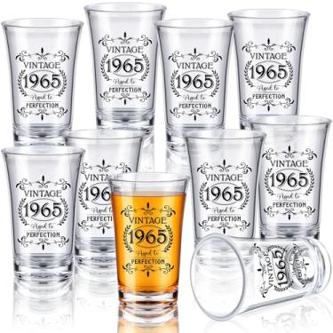 Imagem de Sliner Pacote com 48 copos de shot de aniversário a granel, lembrancinhas de festa de aniversário vintage de plástico de 40/50/60 a anos, presente de decoração de aniversário (Vintage 1965)