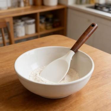 Imagem de Colher de arroz de madeira com cabeça de silicone, 1 pá de arroz resistente ao calor para panelas antiaderentes, orifício para pendurar para armazenamento