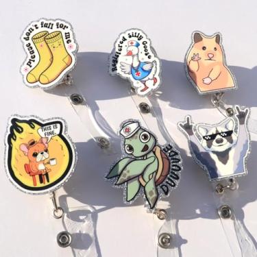 Imagem de 6 porta-crachás de acrílico engraçado para adultos – Enfermeira, impermeável, retrátil com clipe jacaré, leve, carretel de crachá para chaveiro, ideal para colegas de trabalho e médicos, presente