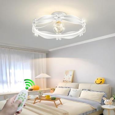 Imagem de Luminária de teto LED moderna com design circular, dimerizável, embutida e com controle remoto. Luminária de cristal próxima ao teto, ideal para decoração de tetos baixos em salas de estar e