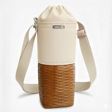 Imagem de Bolsa Térmica (MARFIM COM CARAMELO TRANÇADO) RAMIERE para Garrafa de 500 ML em Couro Sintético - Coleção Cores VERÃO 2026