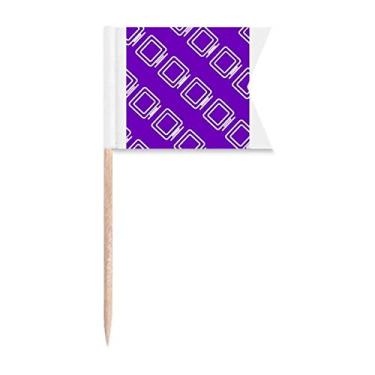 Imagem de Exibição de padrões de selo de computador bandeiras de palito de dente marcação para bolo de festa comida prato de queijo